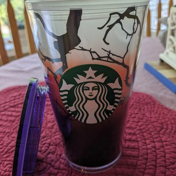 Starbucks Halloween Ltd edition 2022 grande cup no straw black Raven - Picture 2 of 5